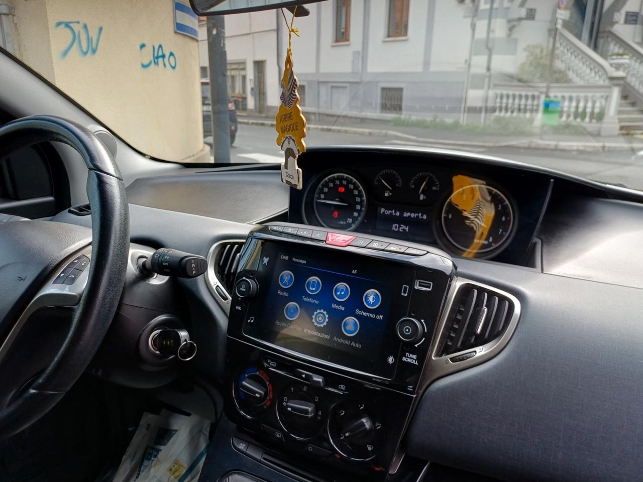 Lancia Ypsilon 1.0 FireFly 5 porte S&S Hybrid Gold