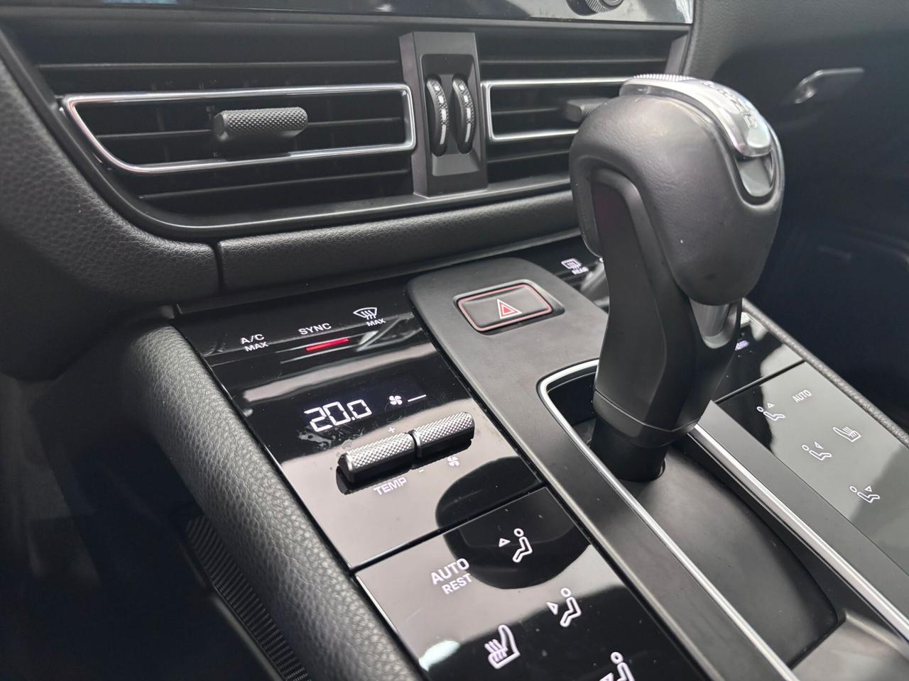 PORSCHE MACAN 2.0 265CV TETTO-NAVI-CHRONO SPORT