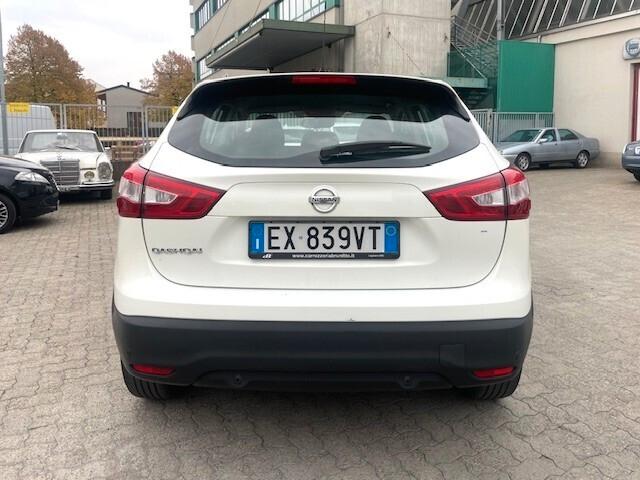 Nissan Qashqai 1.2 DIG-T Acenta