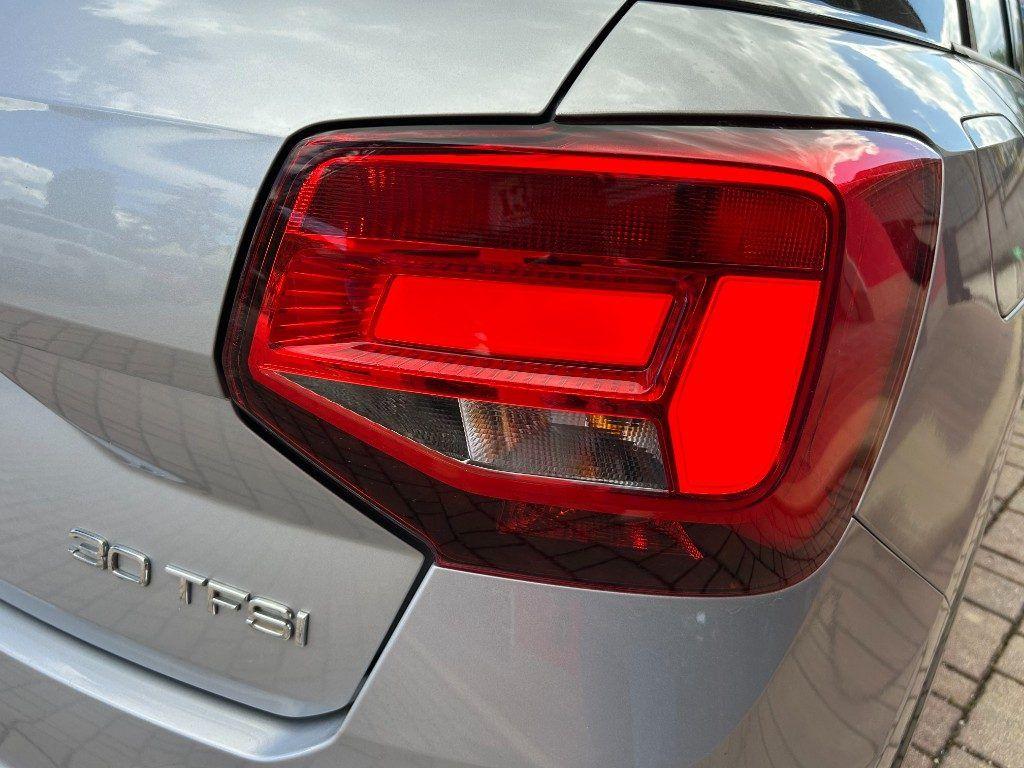 Audi Q2 30 TFSI Admired Advanced