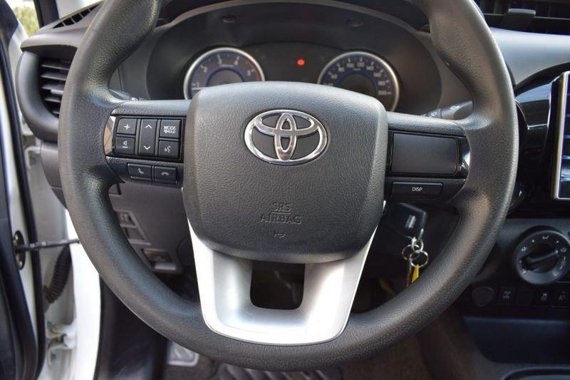 Toyota Hilux 2.4 D-4D 4WD 4 porte Double Cab N1 AUTOCARRO IVA ESPOSTA