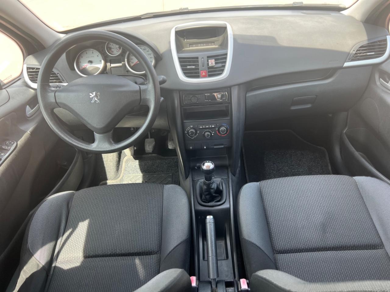 Peugeot 207 1.4 8V 75CV 5p. Energie ECO GPL