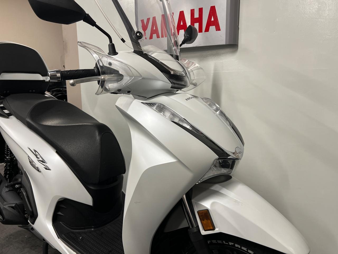 Honda SH 350 i