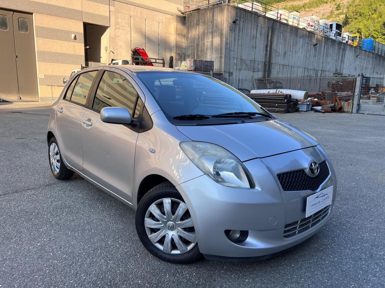 Toyota Yaris 1.3 5 porte Sol