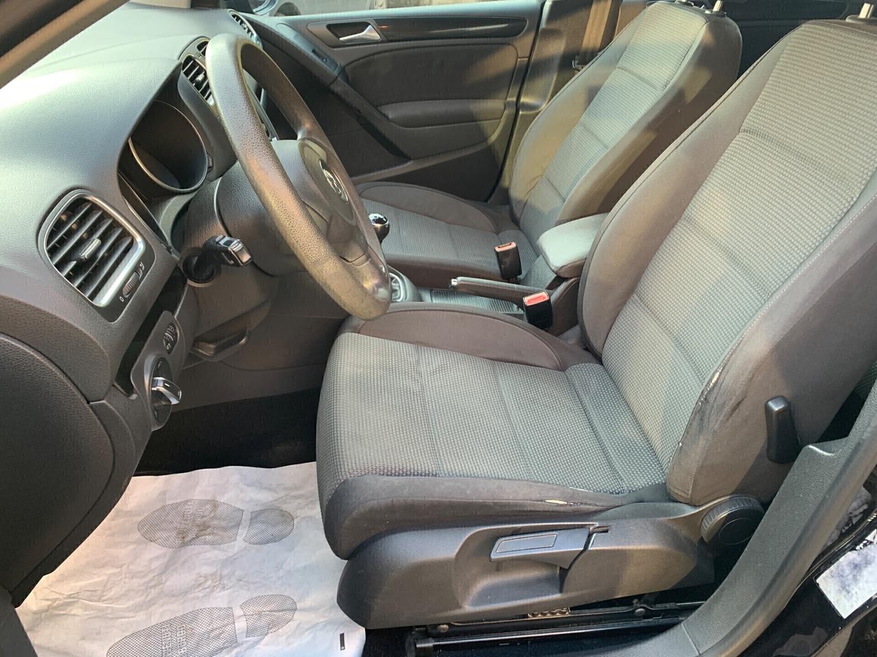 Volkswagen Golf 1.6 TDI DPF 5p.
