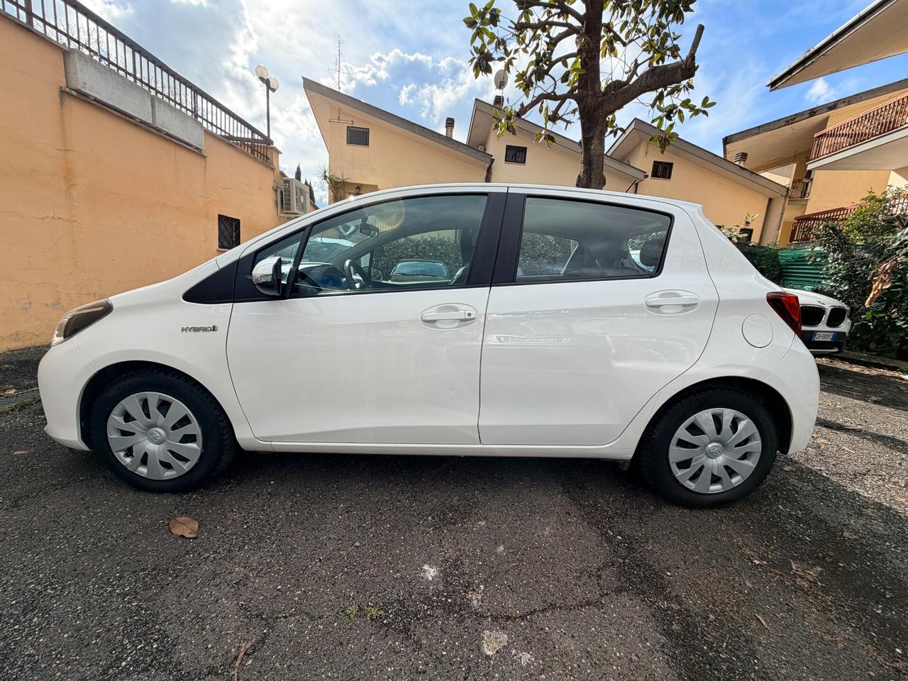 Toyota Yaris 1.5 Hybrid 5 porte Active