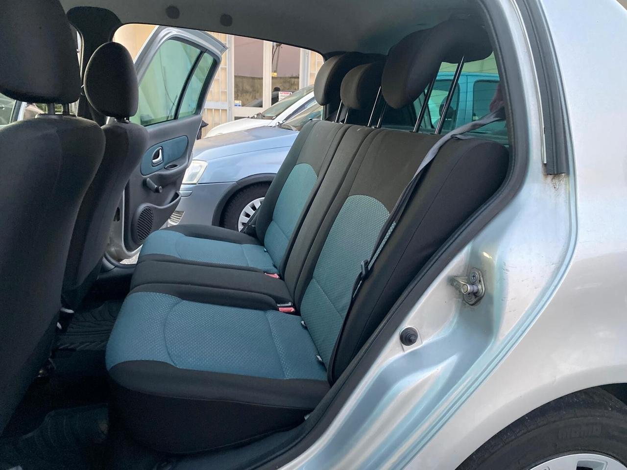 Renault Clio Storia 1.2 16V KM 67000