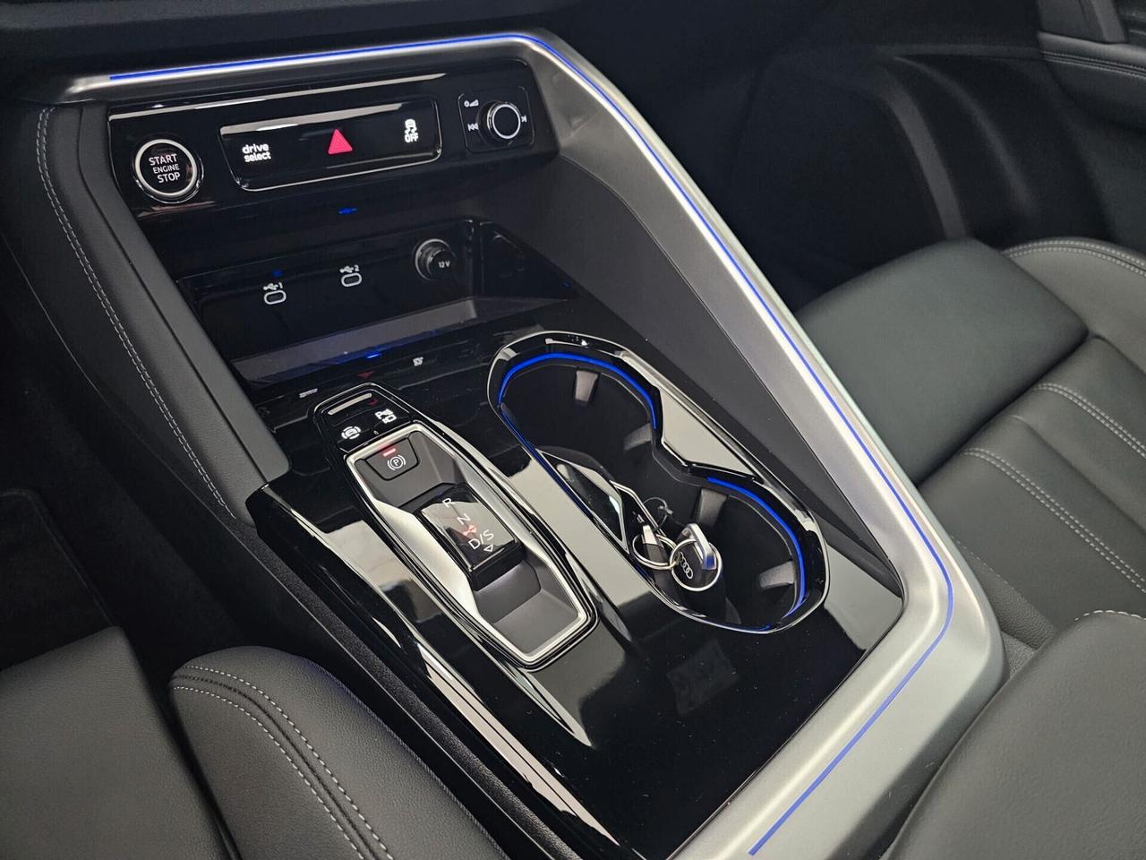 Audi Q5 SPB 40 TDI quattro S tronic Identity Black