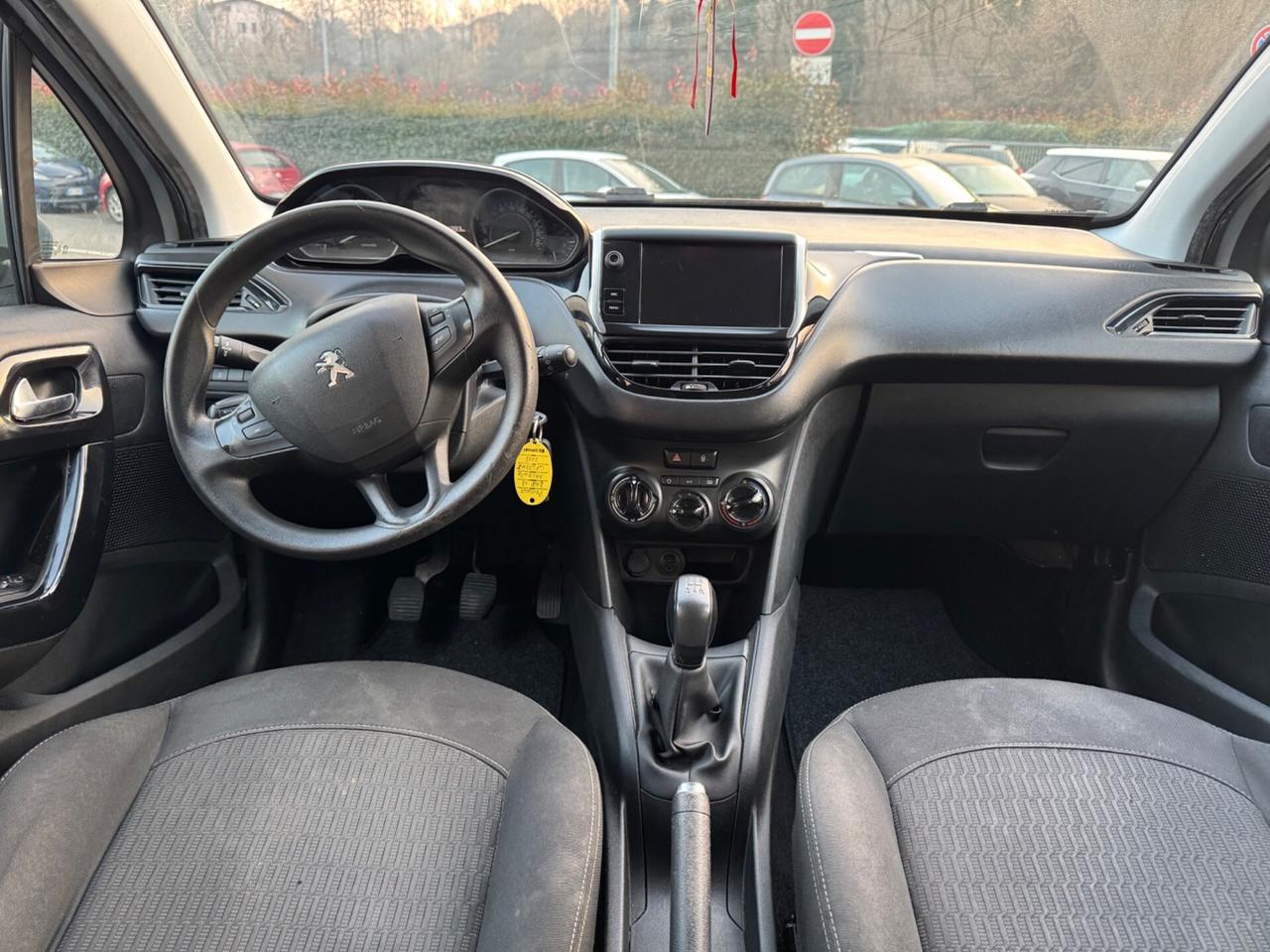 Peugeot 208 PureTech 82 5 porte Allure