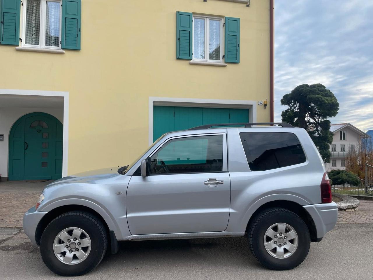 MITSUBISHI PAJERO 2.5 TDI 85kW 3PORTE - GANCIO TRAINO