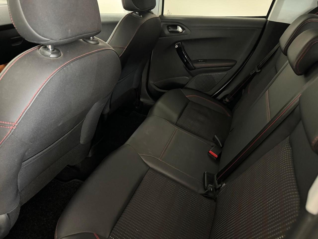 Peugeot 208 PureTech Turbo 110 S&S 5 porte GT Line