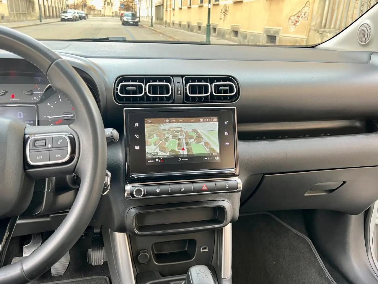 Citroen C3 Aircross 1.2 PureTech 82cv E6 Shine KM CERT-NAVI-SENSORI-BT