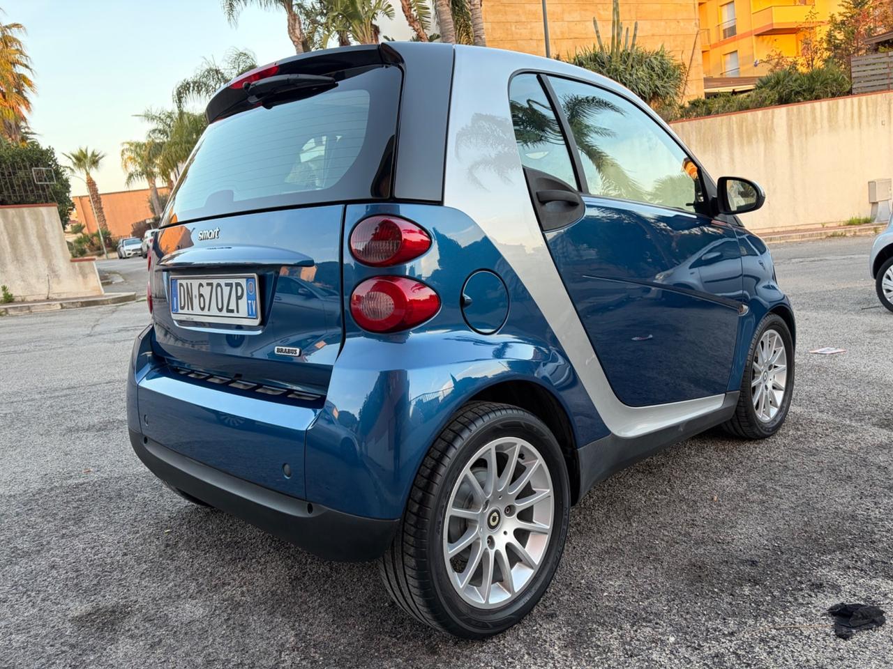 Smart ForTwo 1.0 benz ideale per neopatentati