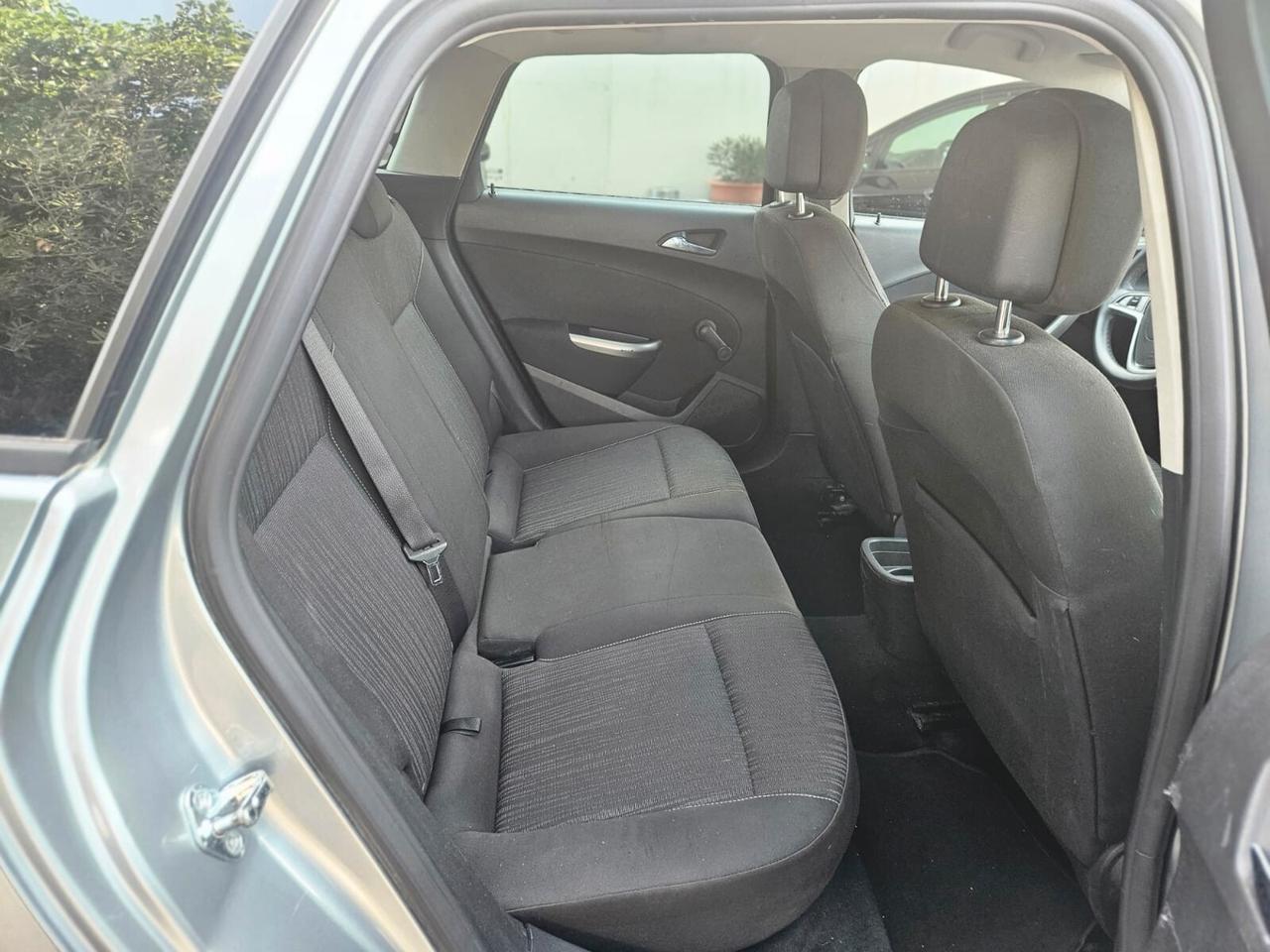 Opel Astra 1.7 CDTI 110CV Sports Tourer Cosmo