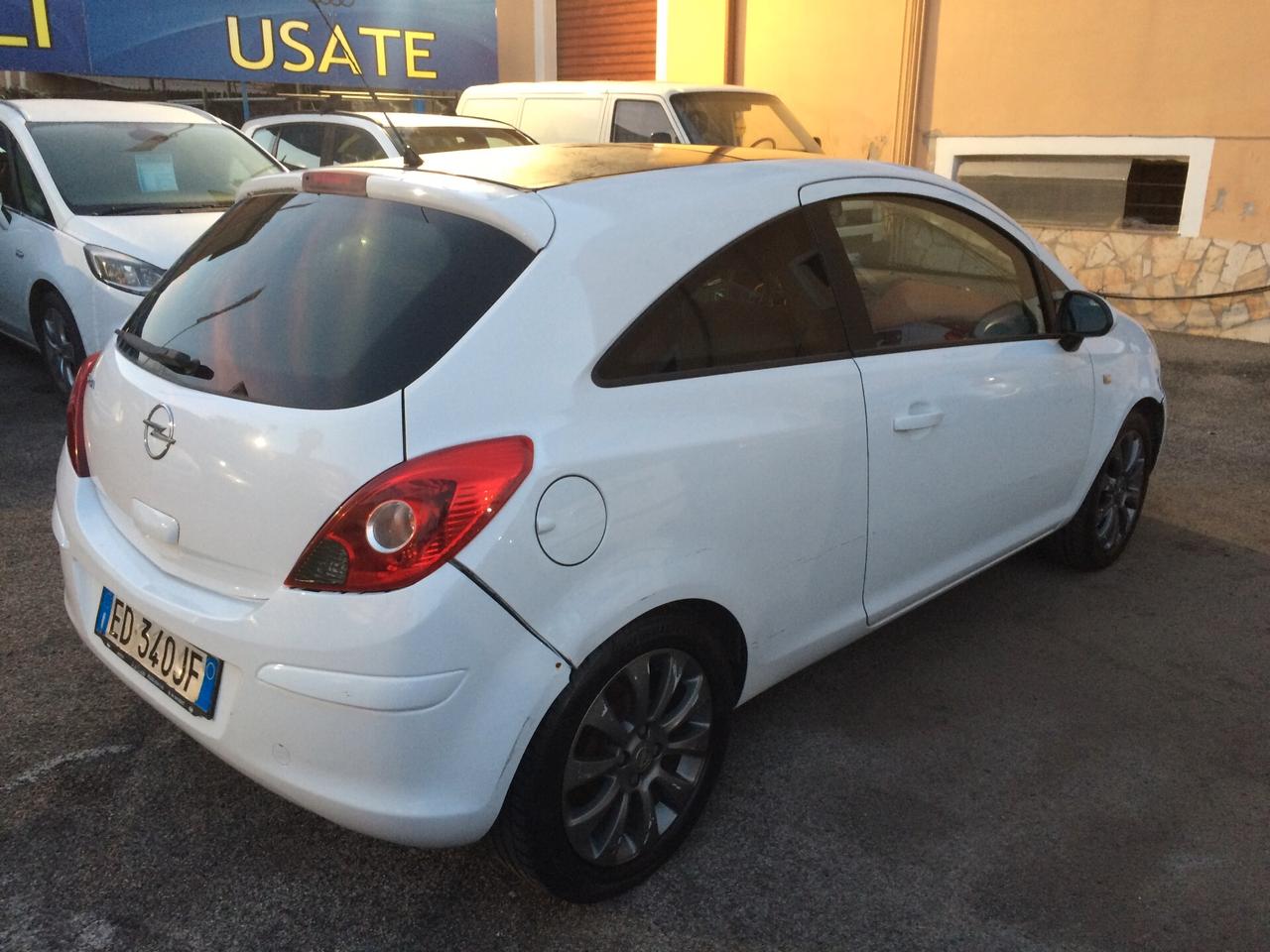 2010 Opel Corsa 1.2 80CV 5 porte GPL-TECH Club tagliandata per neopatentati!