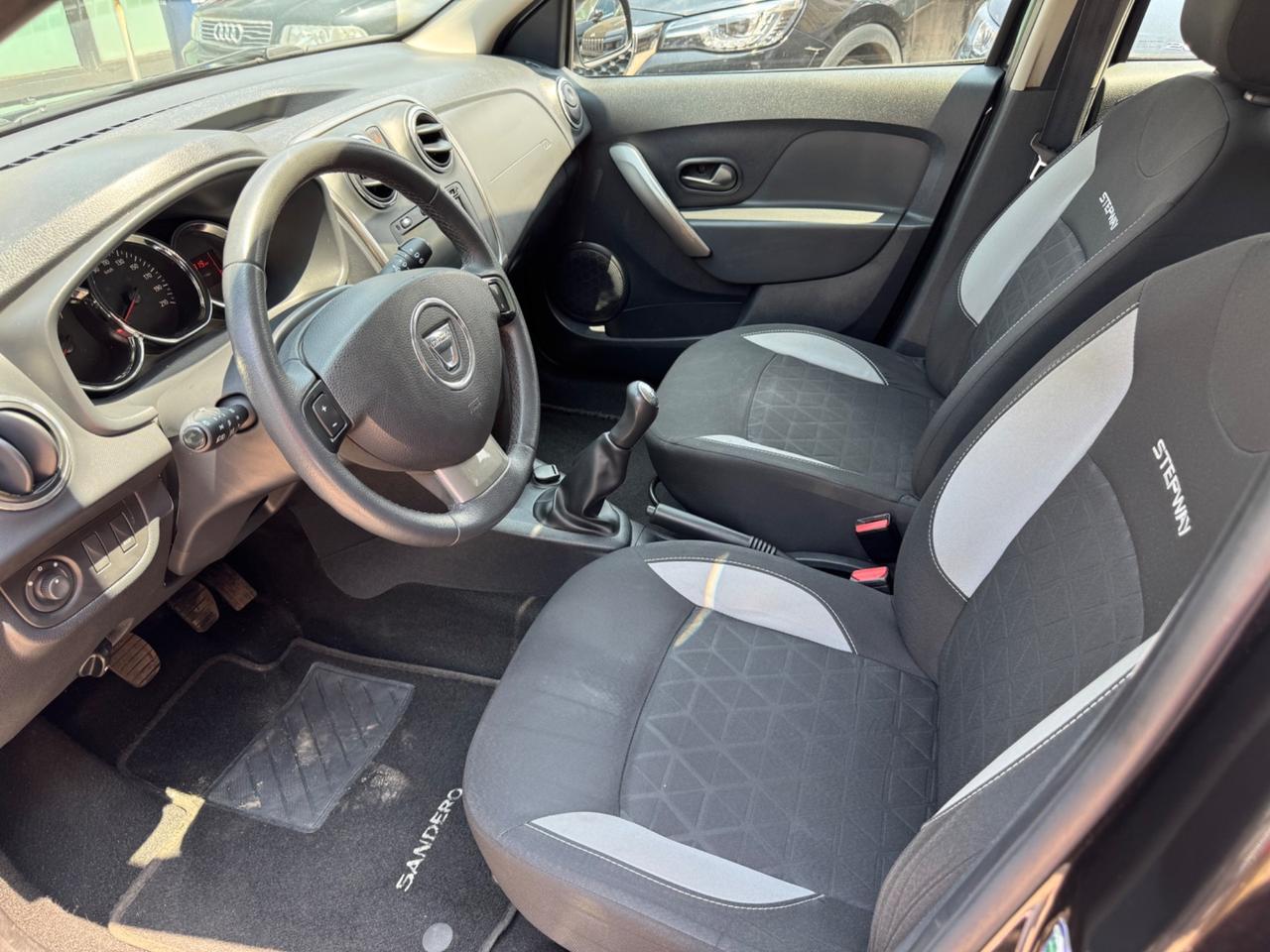 Dacia Sandero Stepway 900 TCe 12V 90CV Prestige