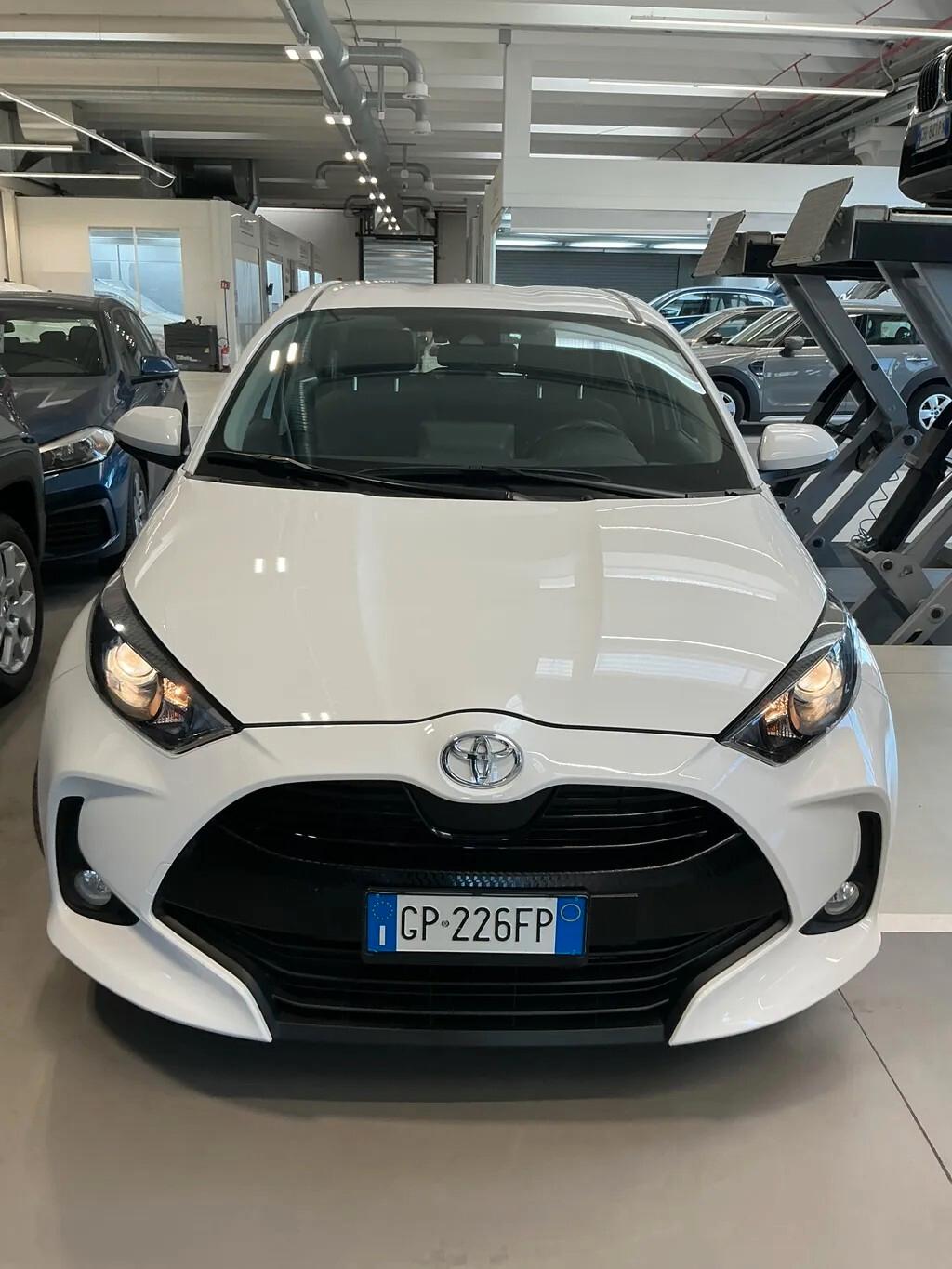 Toyota Yaris 1.0 5 porte Active