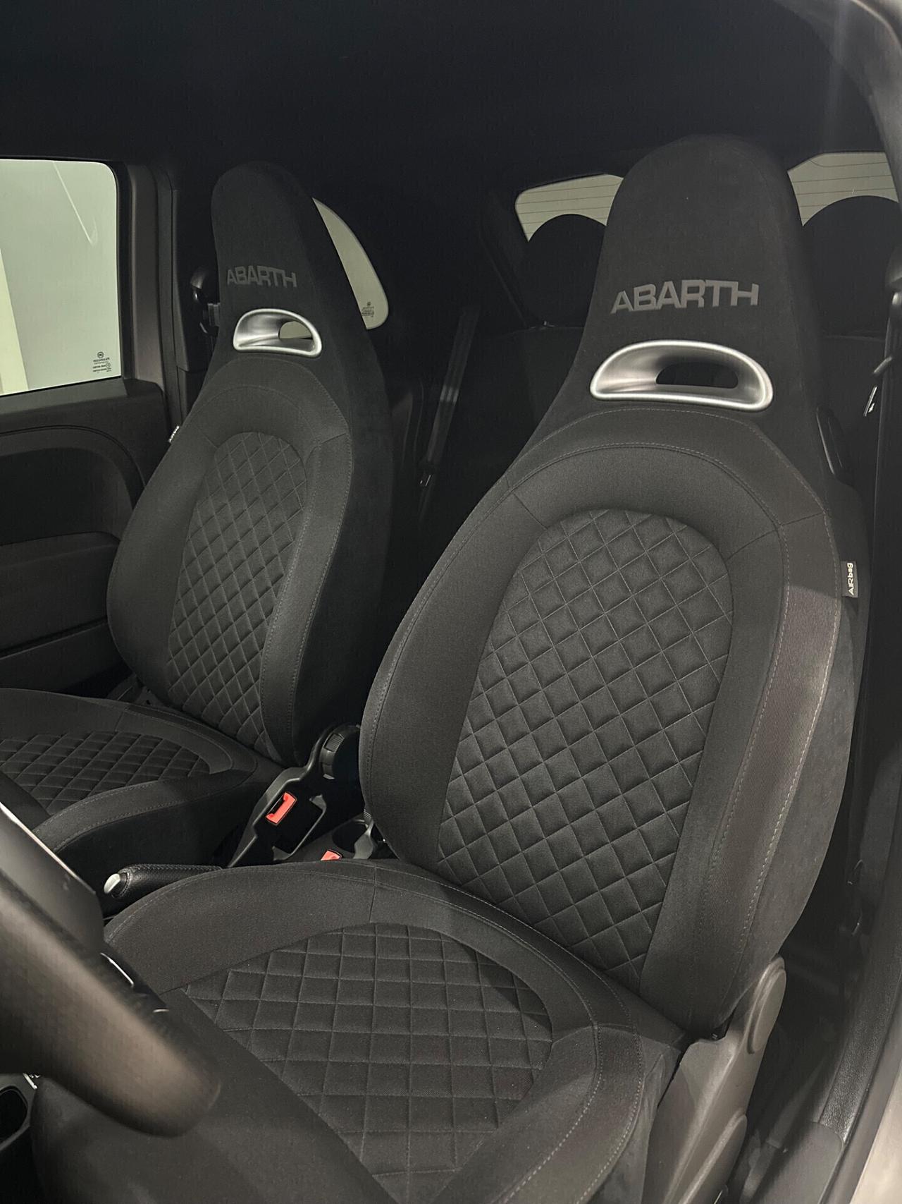 Abarth 595 1.4 Turbo T-Jet 165 CV Turismo