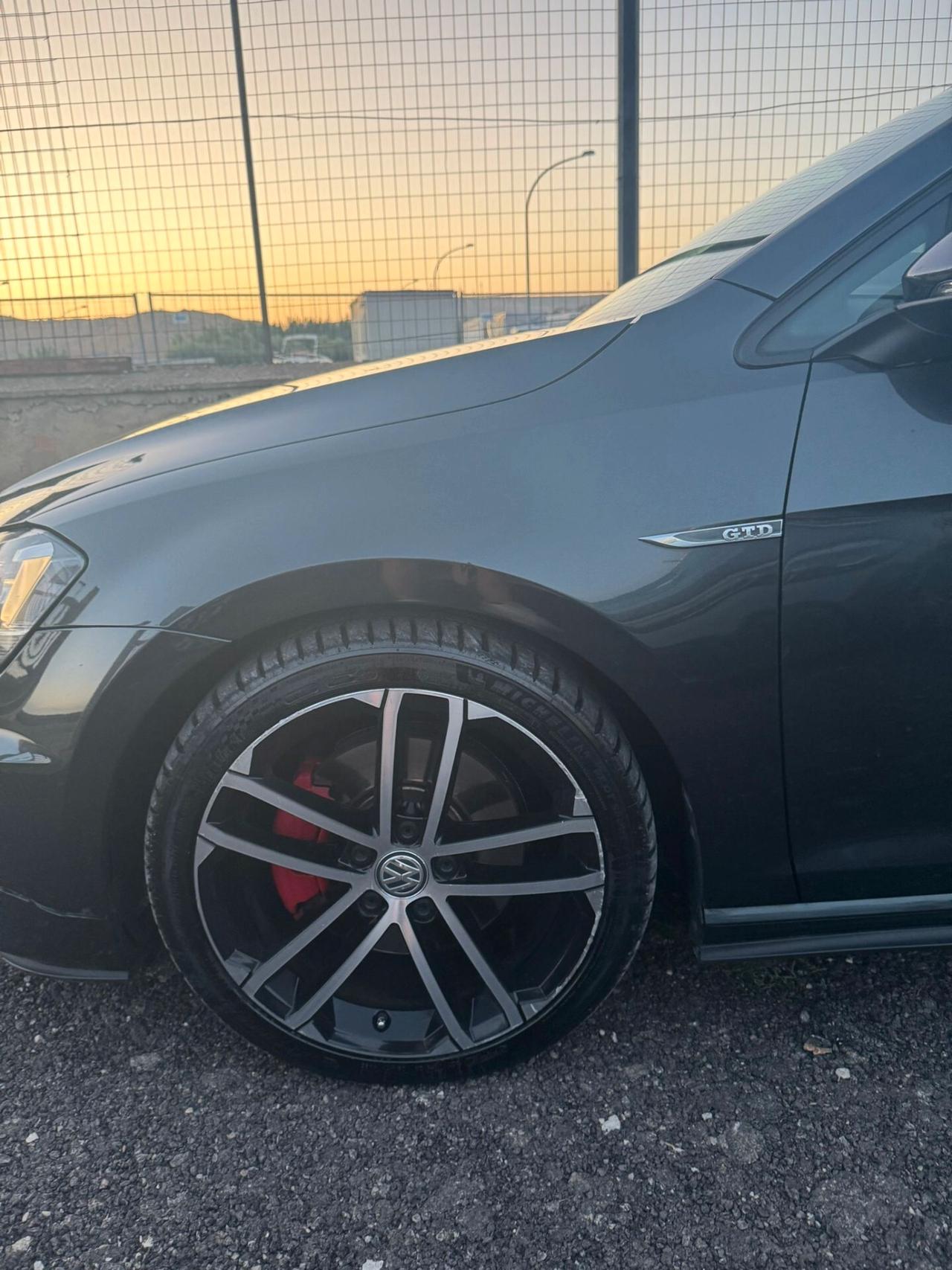 Volkswagen Golf GTD 2.0 TDI DSG 5p. BlueMotion Technology