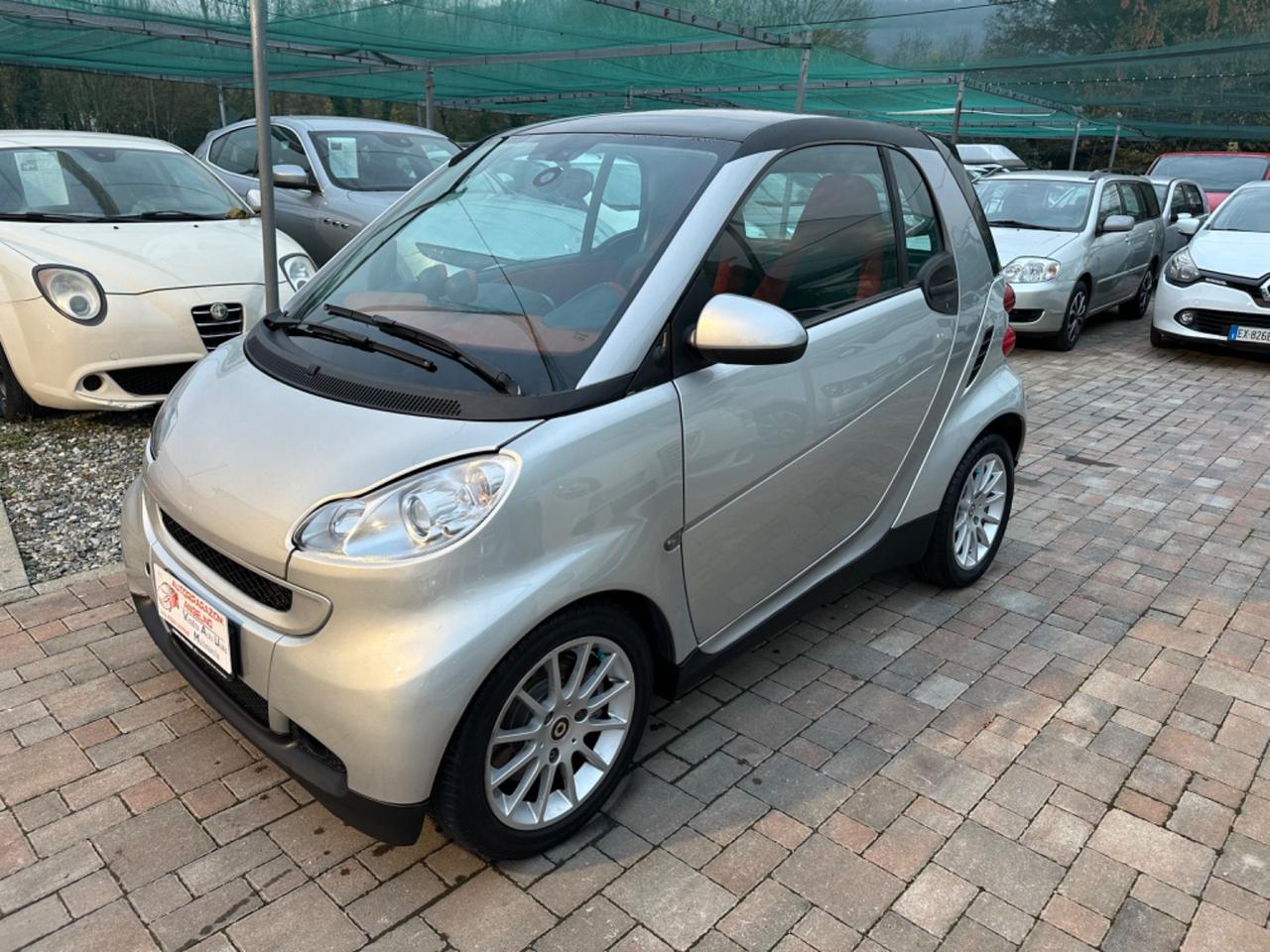 Smart ForTwo 1000 62 kW coupé passion