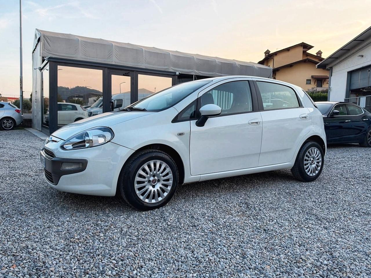 Fiat Punto Evo 1.4 5 porte Dynamic AUTOMATICA OK NEOPATENTATI