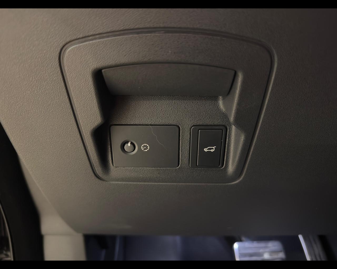 LAND ROVER Range Rover Velar - Range Rover Velar 2.0D I4 204 CV R-Dynamic S