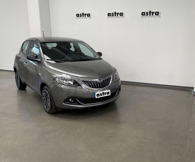 Lancia Ypsilon 1.0 FireFly 5 porte S&S Hybrid Platino