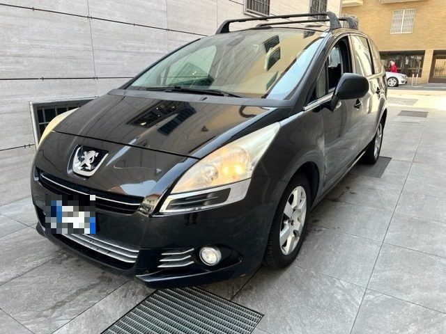 PEUGEOT 5008 1.6 HDi 112CV Business *7 POSTI*