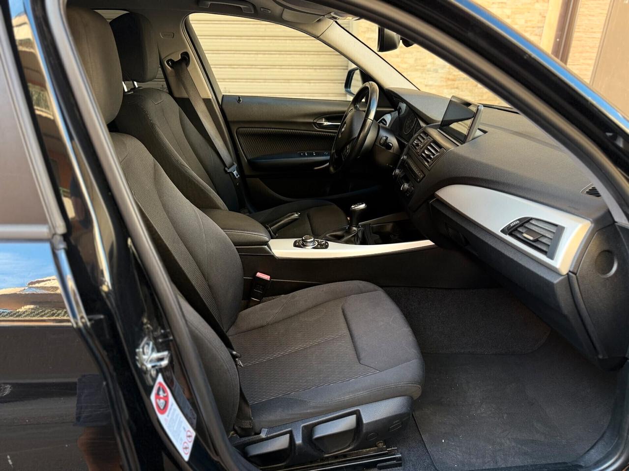 Bmw 116i 5p. Sport TOTAL BLACK