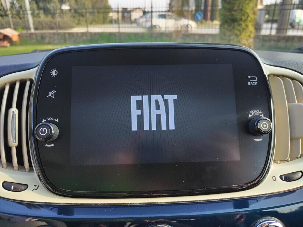 FIAT 500 DOLCEVITA HYBRID