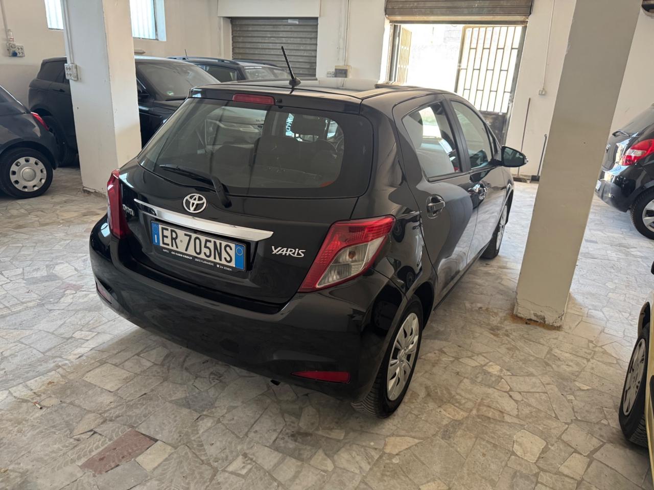 Toyota Yaris 1.0 5 porte Lounge