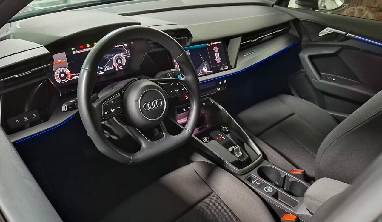 Audi A3 SPB 35 TFSI S line edition Fari full led