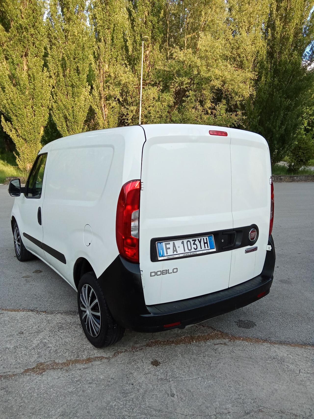 Fiat Doblò 1.4 T-Jet Natural Power 11/015