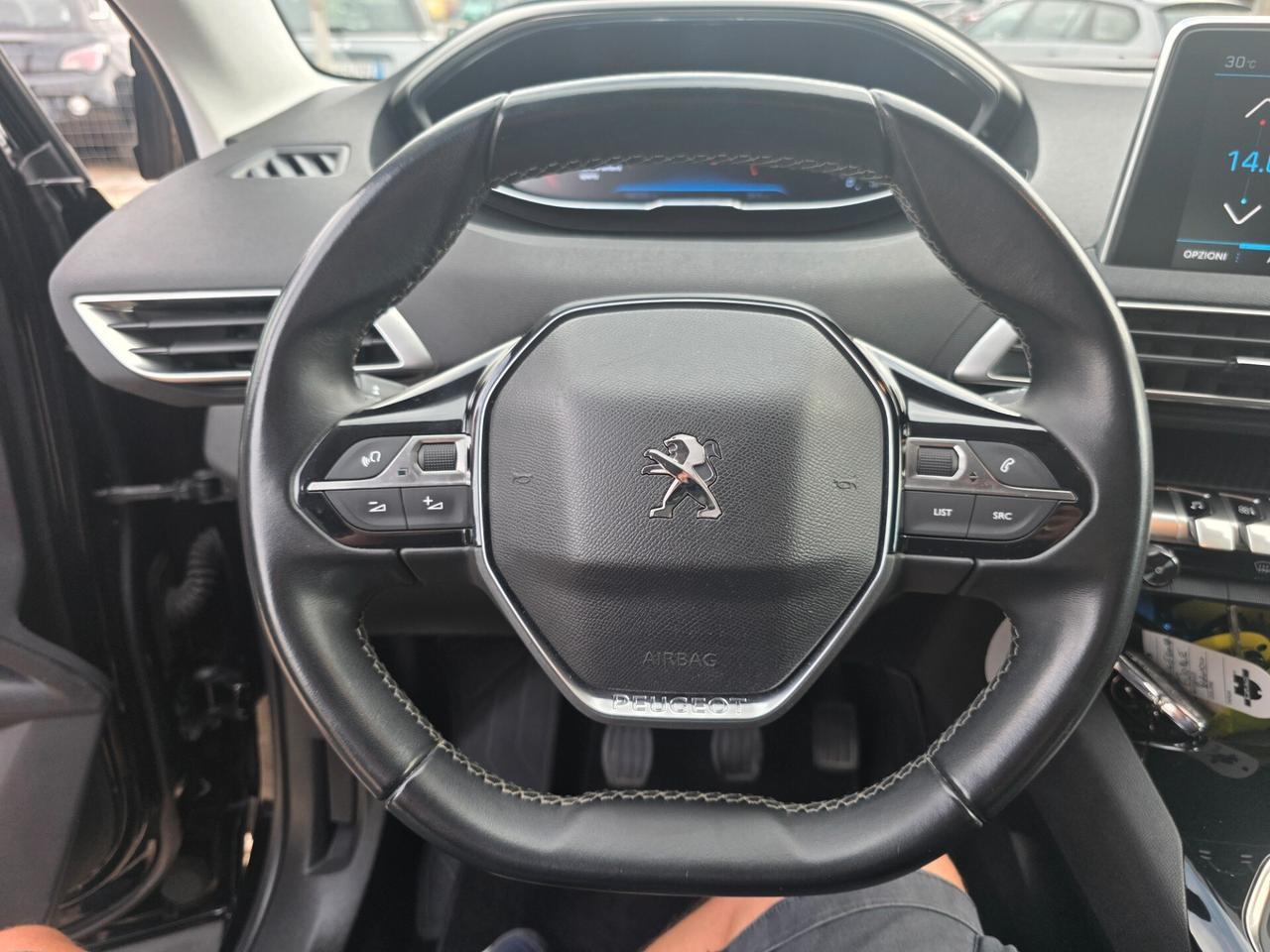 Peugeot 3008 BlueHDi 130 S&S Allure