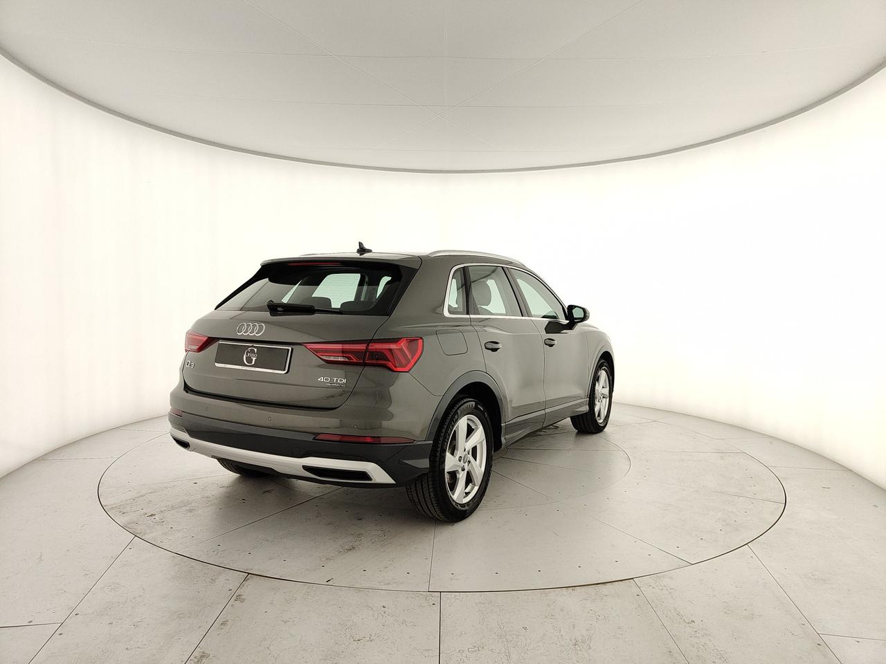 AUDI Q3 40 2.0 tdi Business quattro 190cv s-tronic