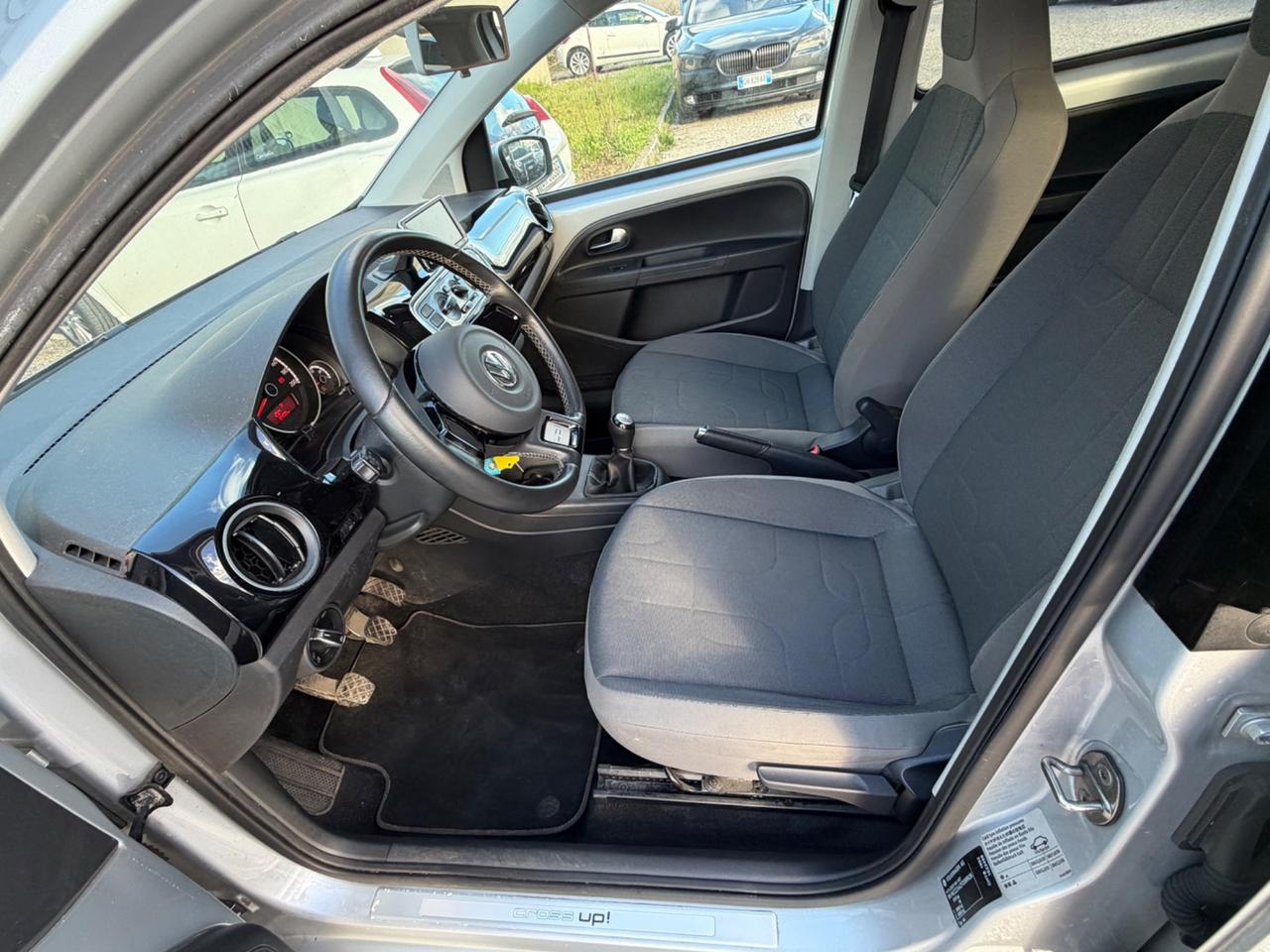 Volkswagen up! 1.0 75 CV 5p. high