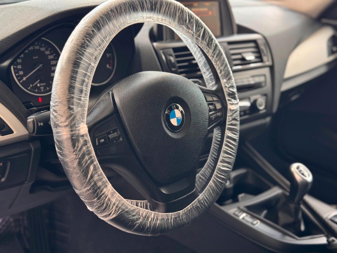 Bmw 116 116d 5p. Urban
