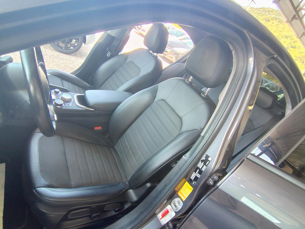 Alfa Romeo Giulia 2.2 Turbodiesel 160 CV AT8 Sprint