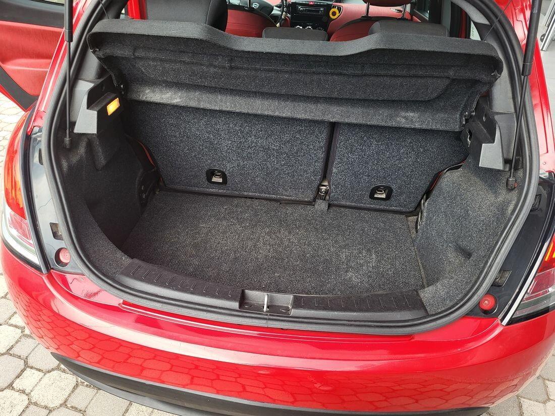 Lancia Ypsilon 1.3 MJT 16V 95 CV 5 PORTE