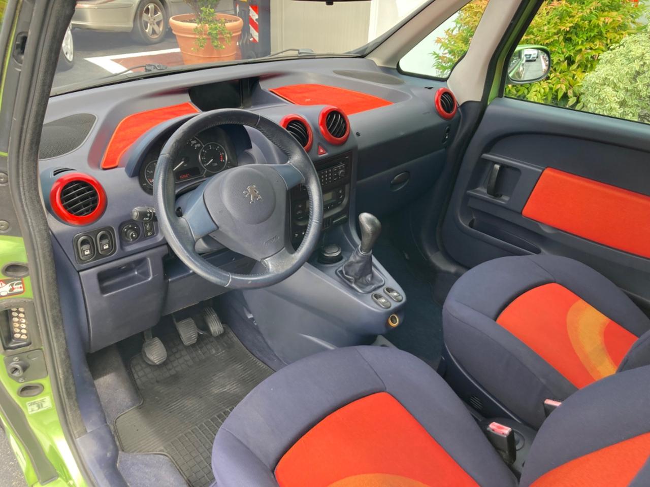 PEUGEOT 1007 1.4 HDI (KM 152.687)