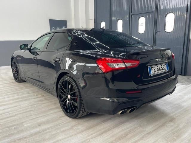 Maserati Ghibli V6 430 CV Q4 Trofeo