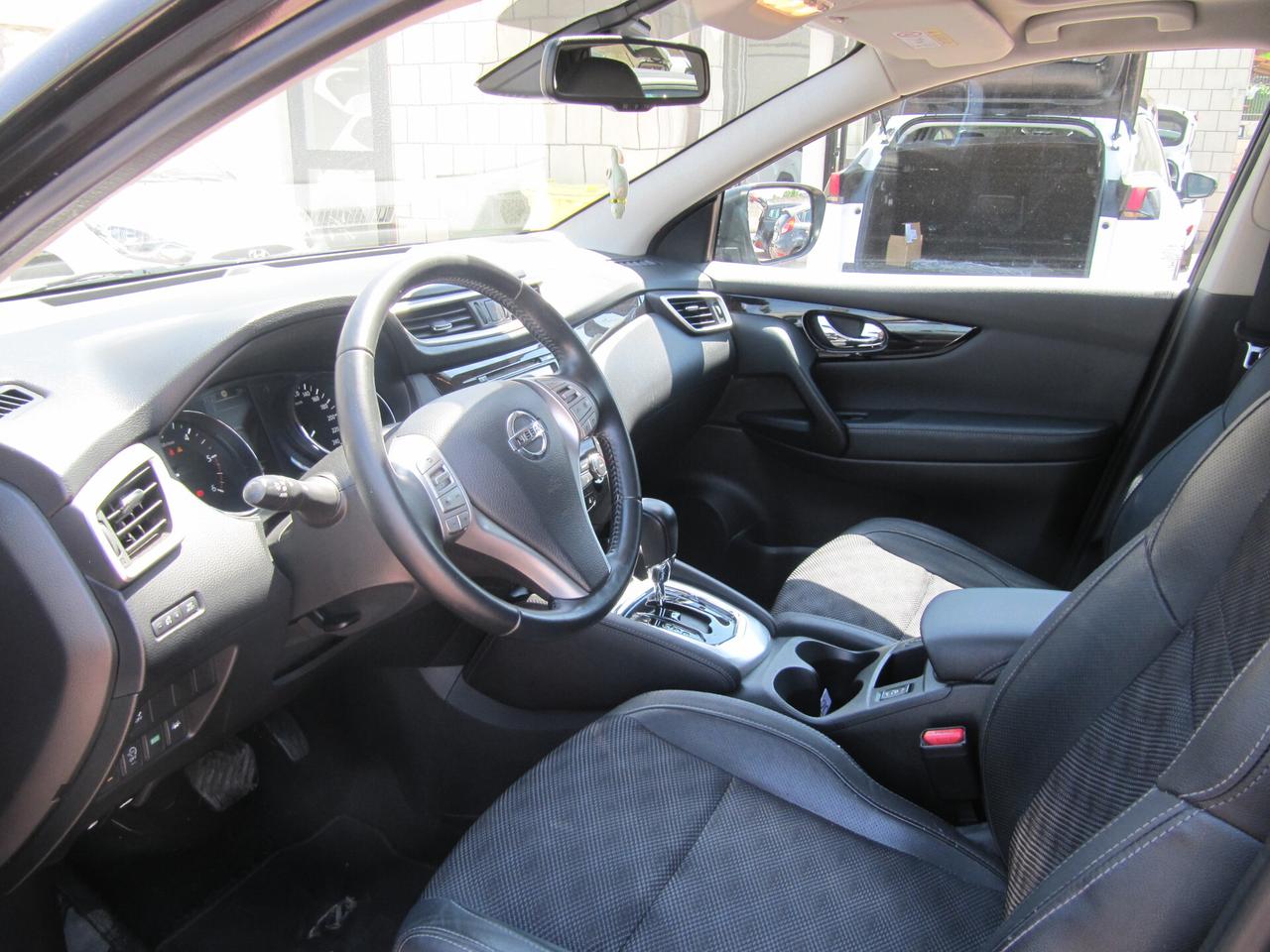 Nissan Qashqai 1.6 dCi 2WD Tekna - AUTOMATICO