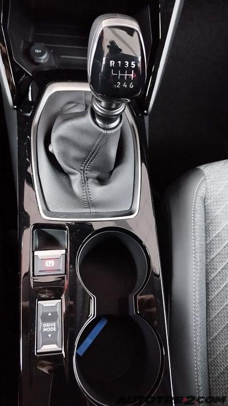 Peugeot 208 208 1.2 turbo Style 100cv da € 14350 !! detax