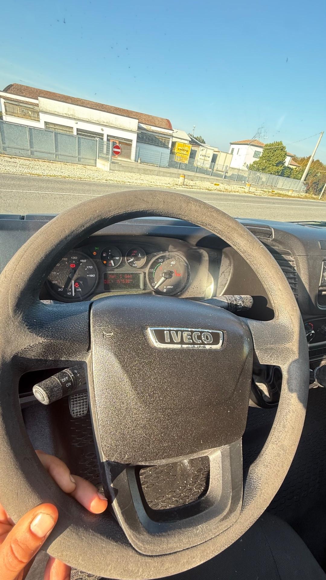 Iveco Daily 35S15 2.3 HPT PLM Cabinato