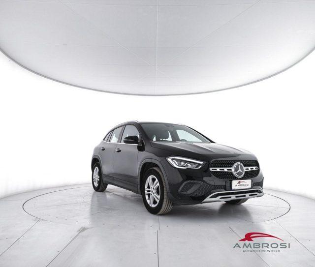 MERCEDES-BENZ GLA 180 180 Automatic Sport