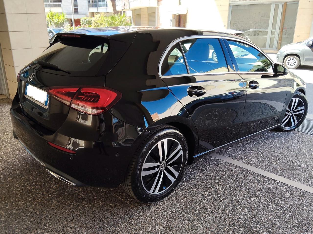 Mercedes-benz A 180 d Automatic Business