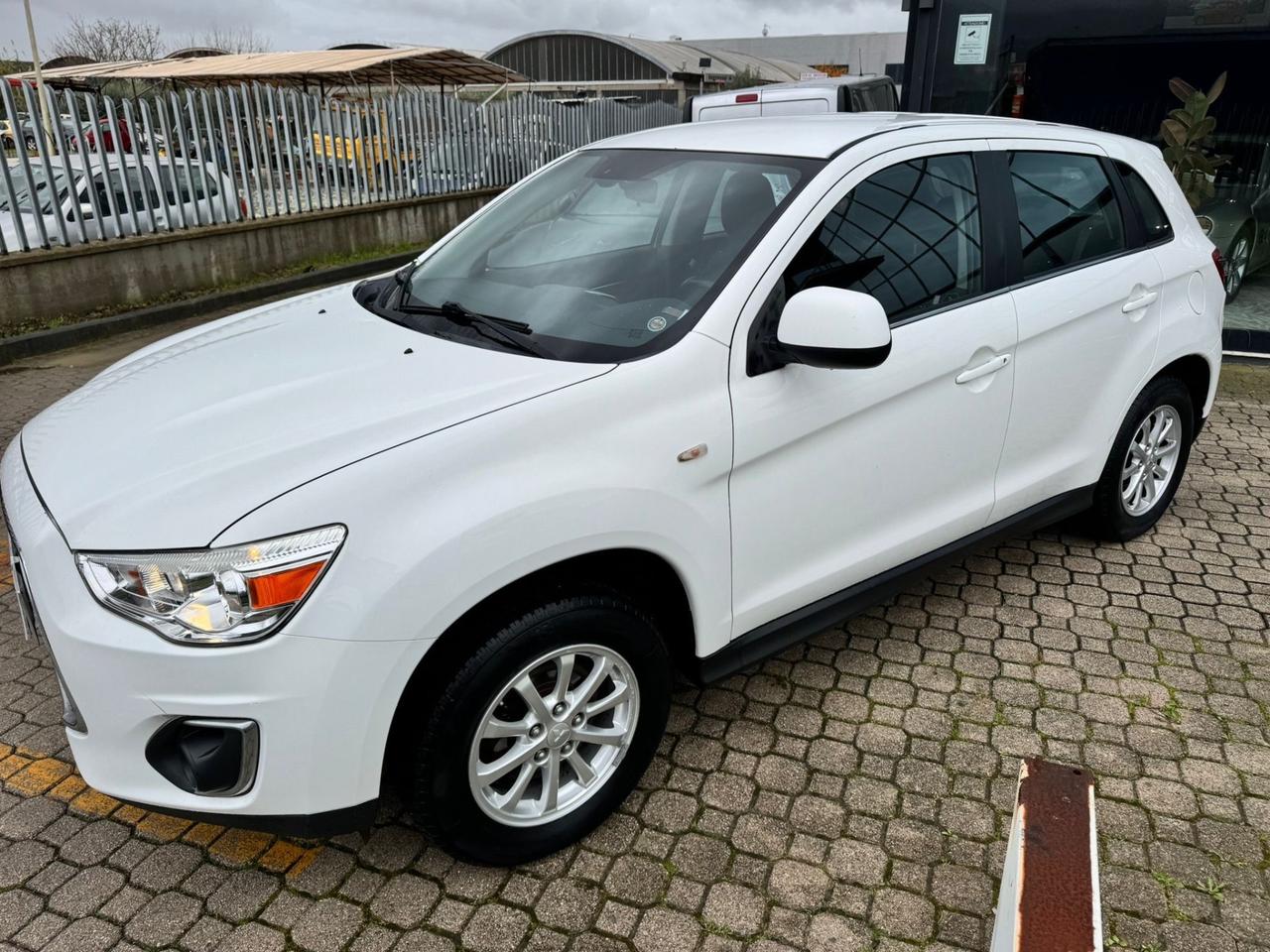 Mitsubishi ASX 1.6 2WD GPL Bi-Fuel Intense Panoramic