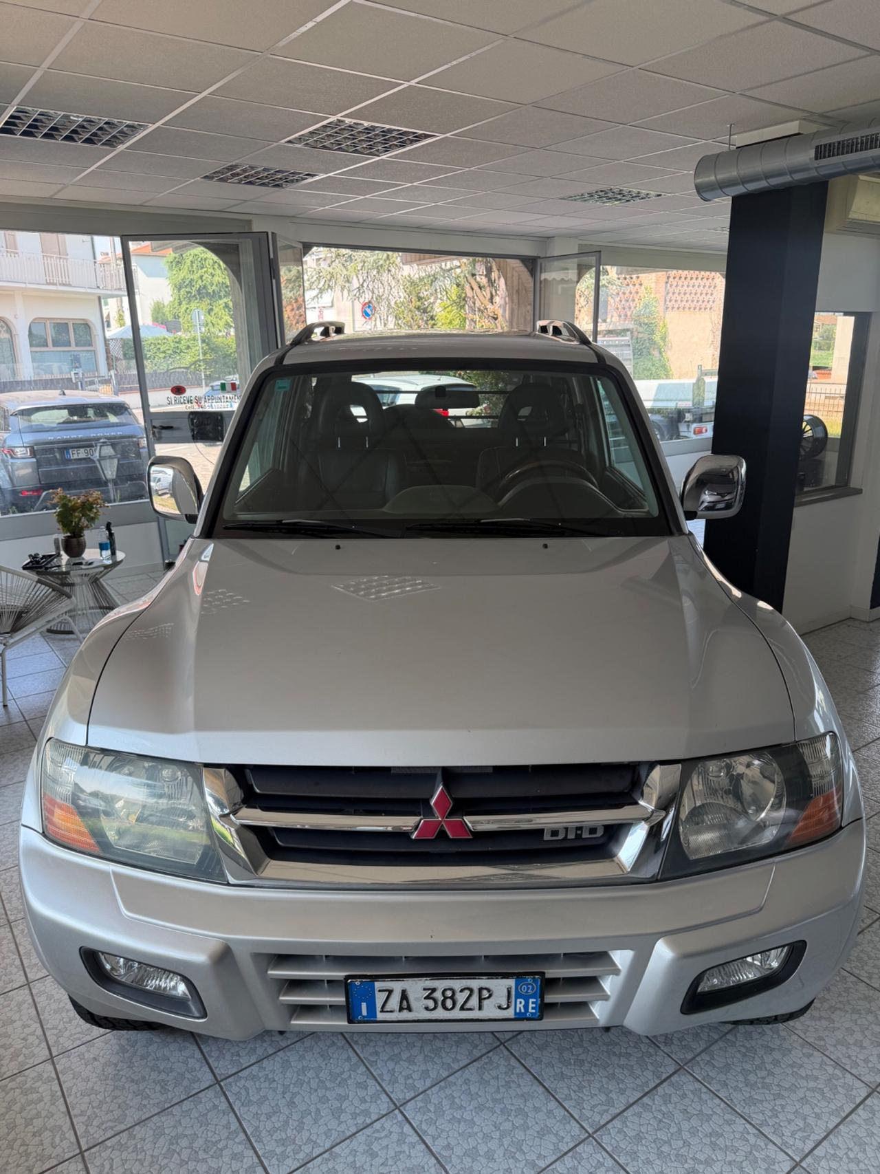 Mitsubishi Pajero 3.2 16V DI-D 3p. GLX