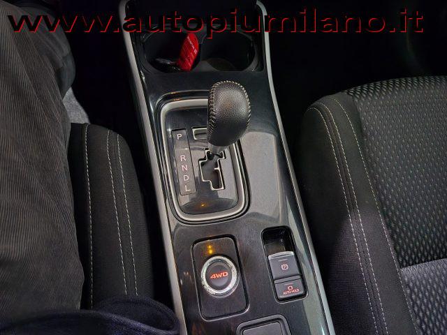 MITSUBISHI Outlander 2.2 DI-D 4WD Instyle Plus SDA 7 posti