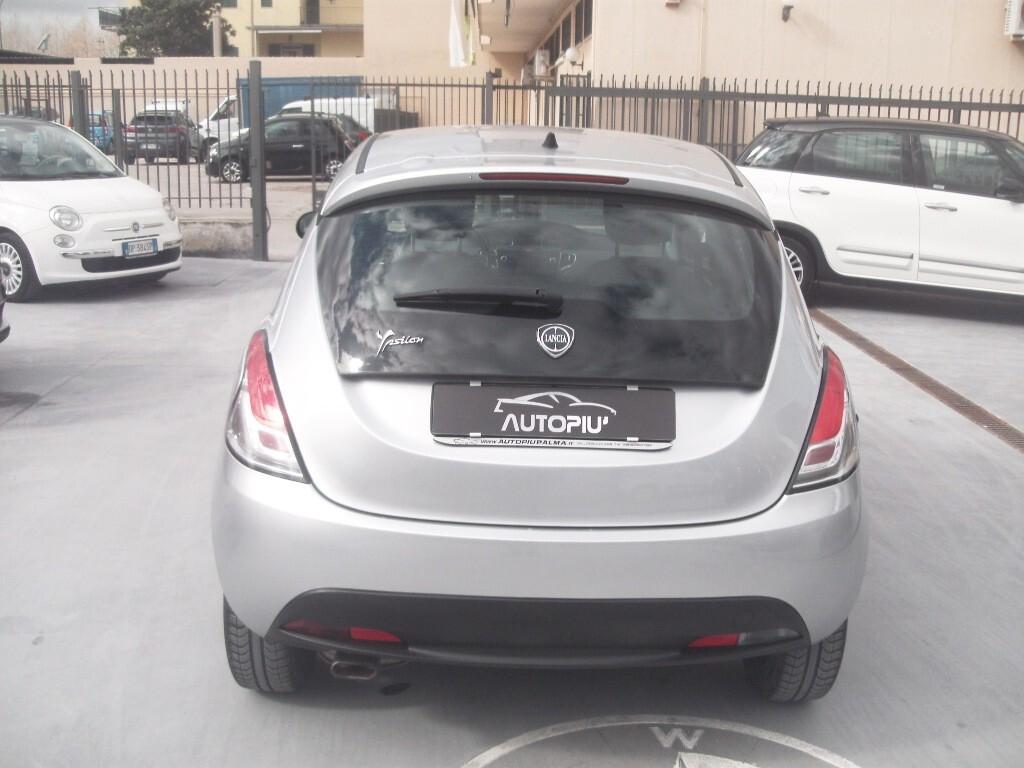 Lancia Ypsilon 1.2 69 CV 5 porte Gold